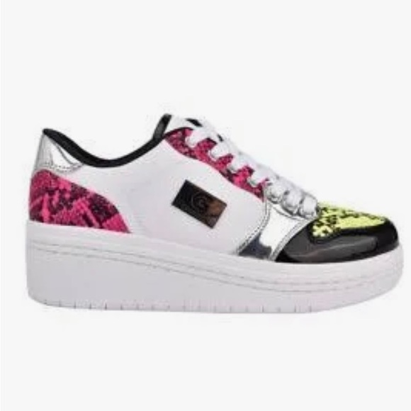 GBG GUESS  sneak print - Picture 3 of 9